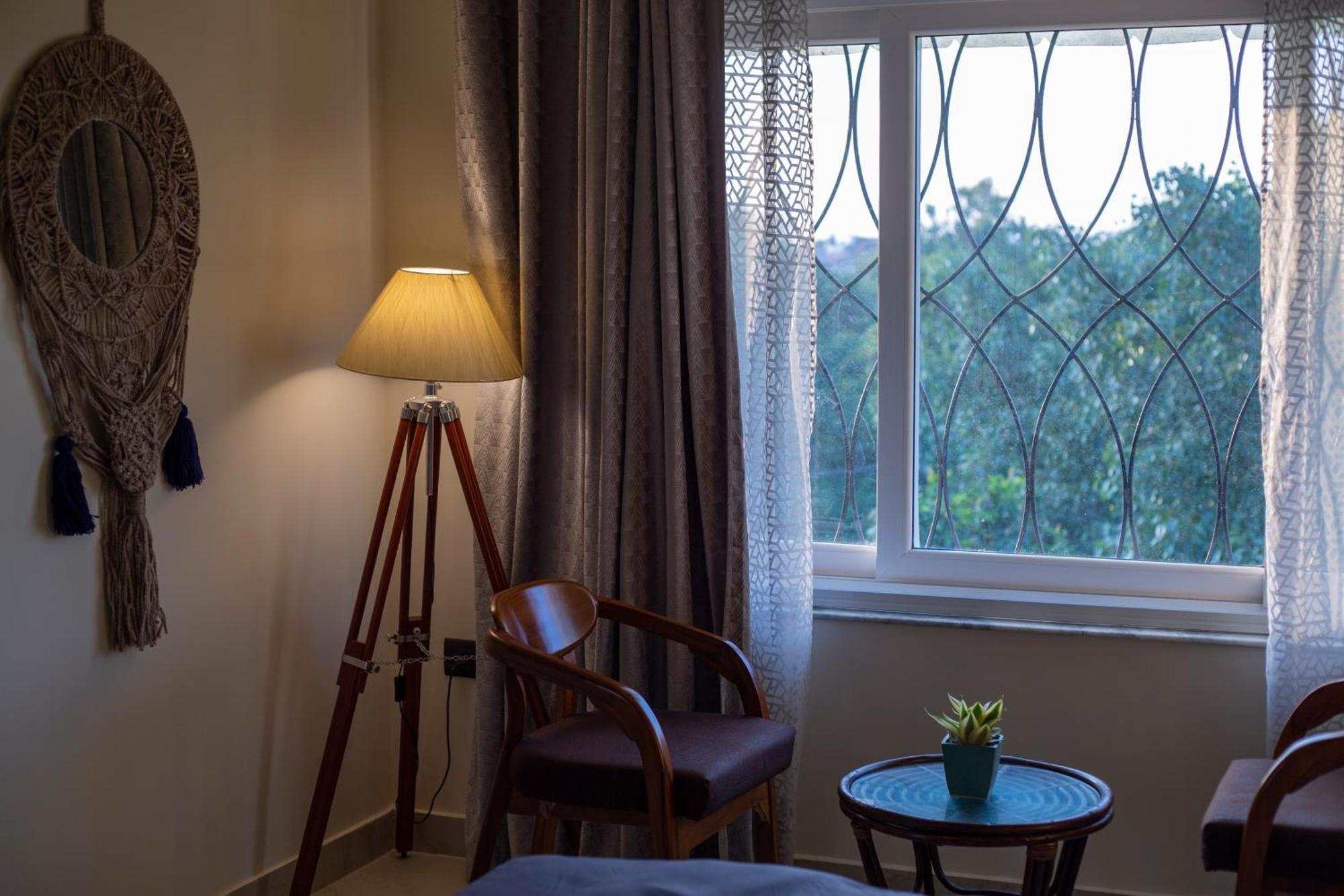 Apartment Secret Rooftop In North Delhi